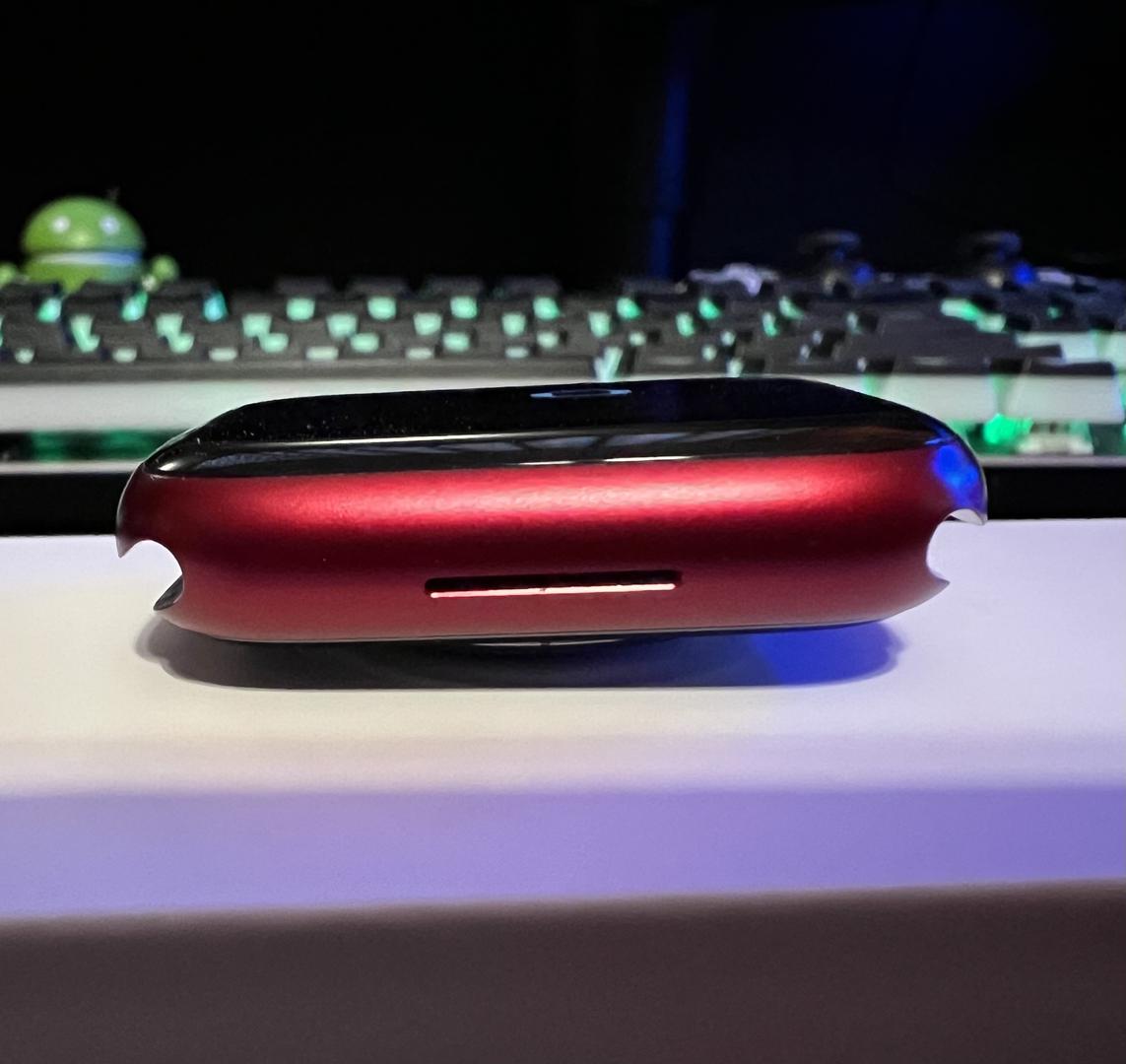 Apple Watch Series 7 45mm, color Red