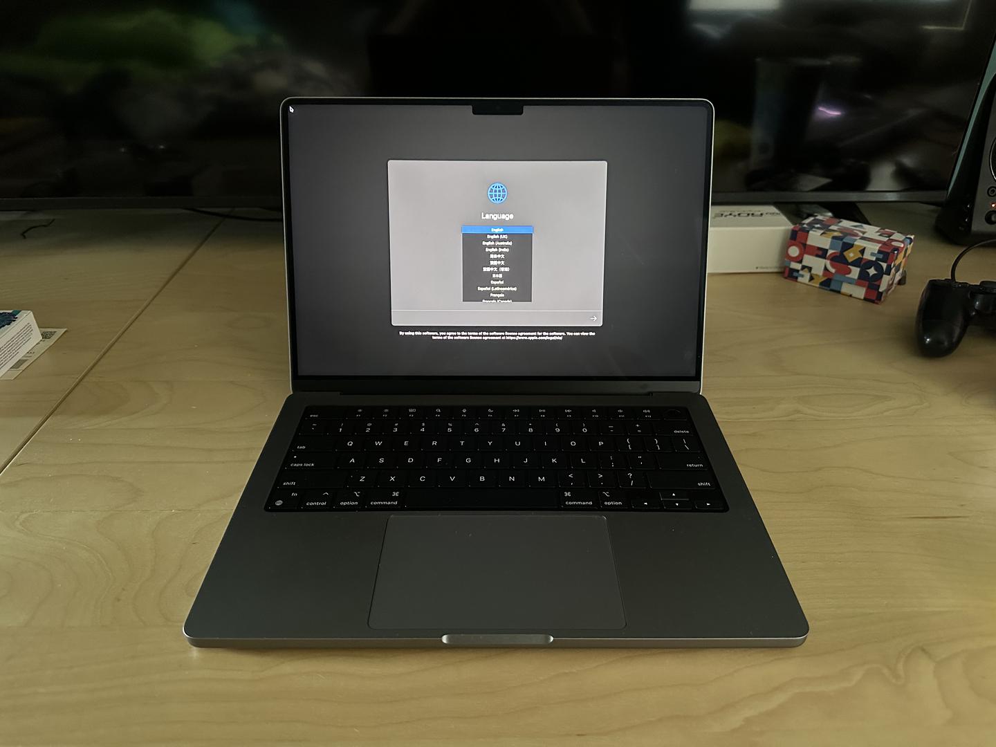 MacBook Pro 2021 - 14", color Gray