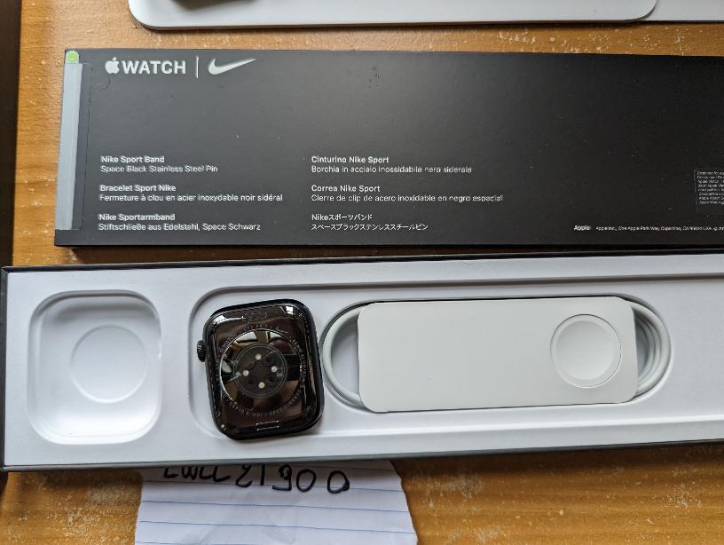 Apple Watch Series 7 45mm, color Midnight