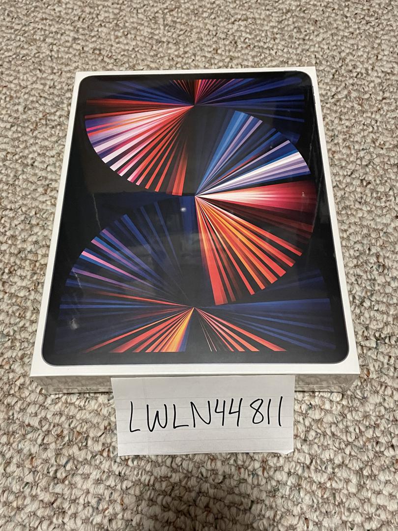 Apple iPad Pro 12.9" 5th Gen 2021, color Gray