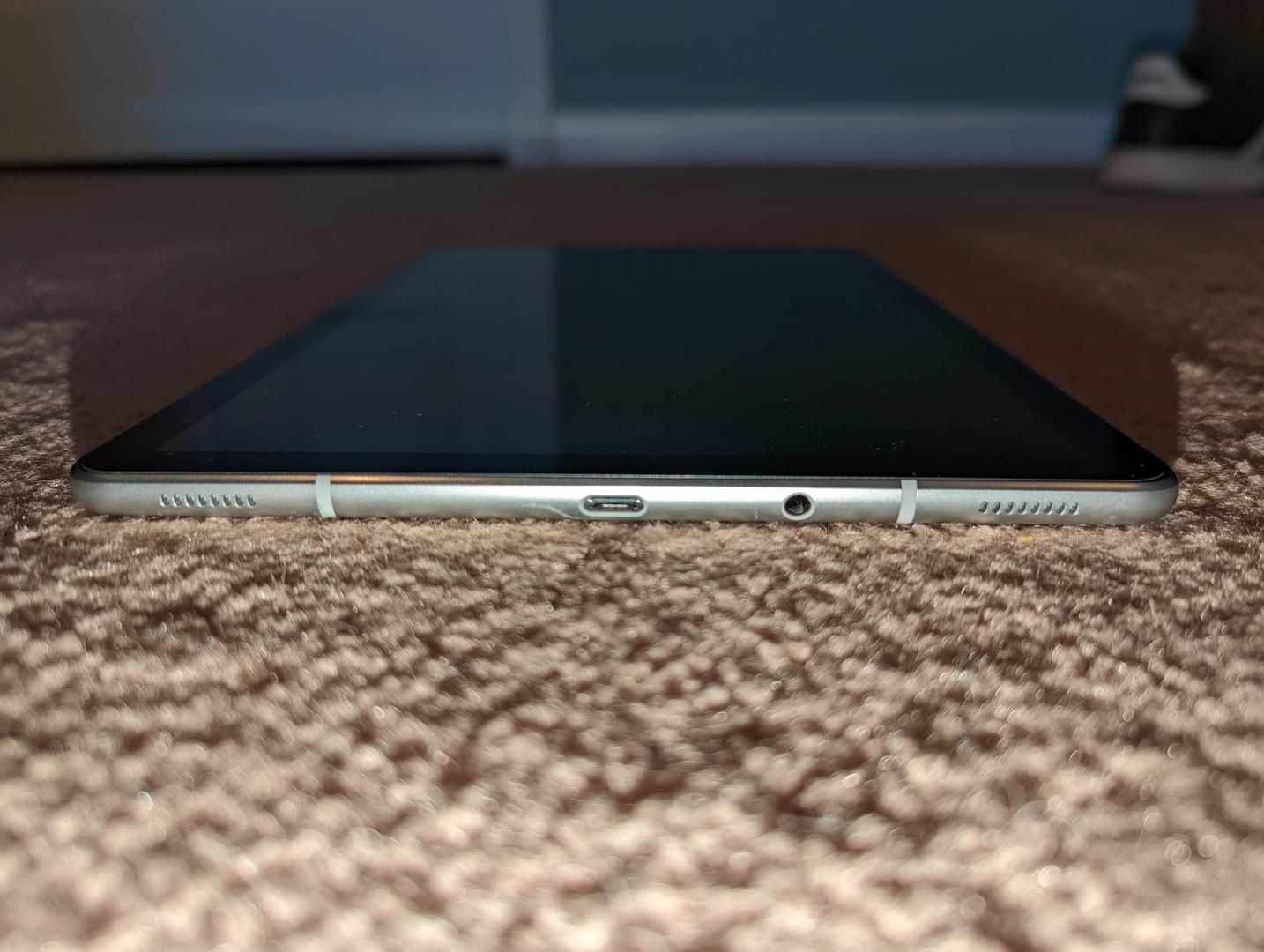 Samsung Galaxy Tab S4, color White