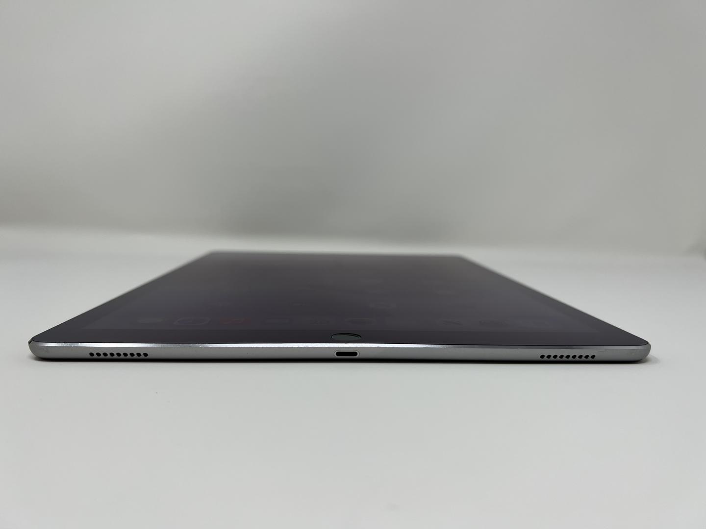 Apple iPad Pro 12.9" 1st Gen 2015, color Gray