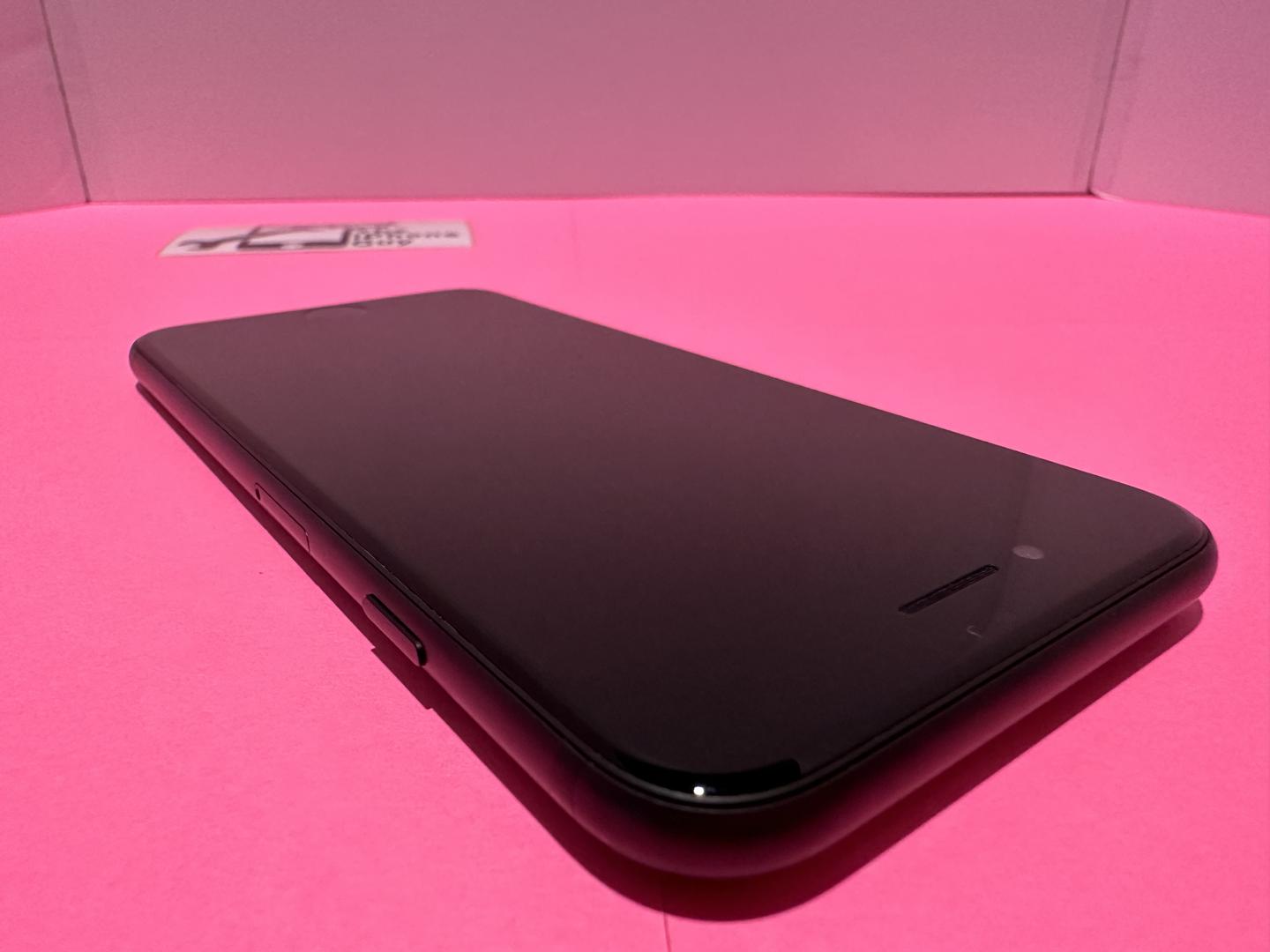 Apple iPhone 7, color Black