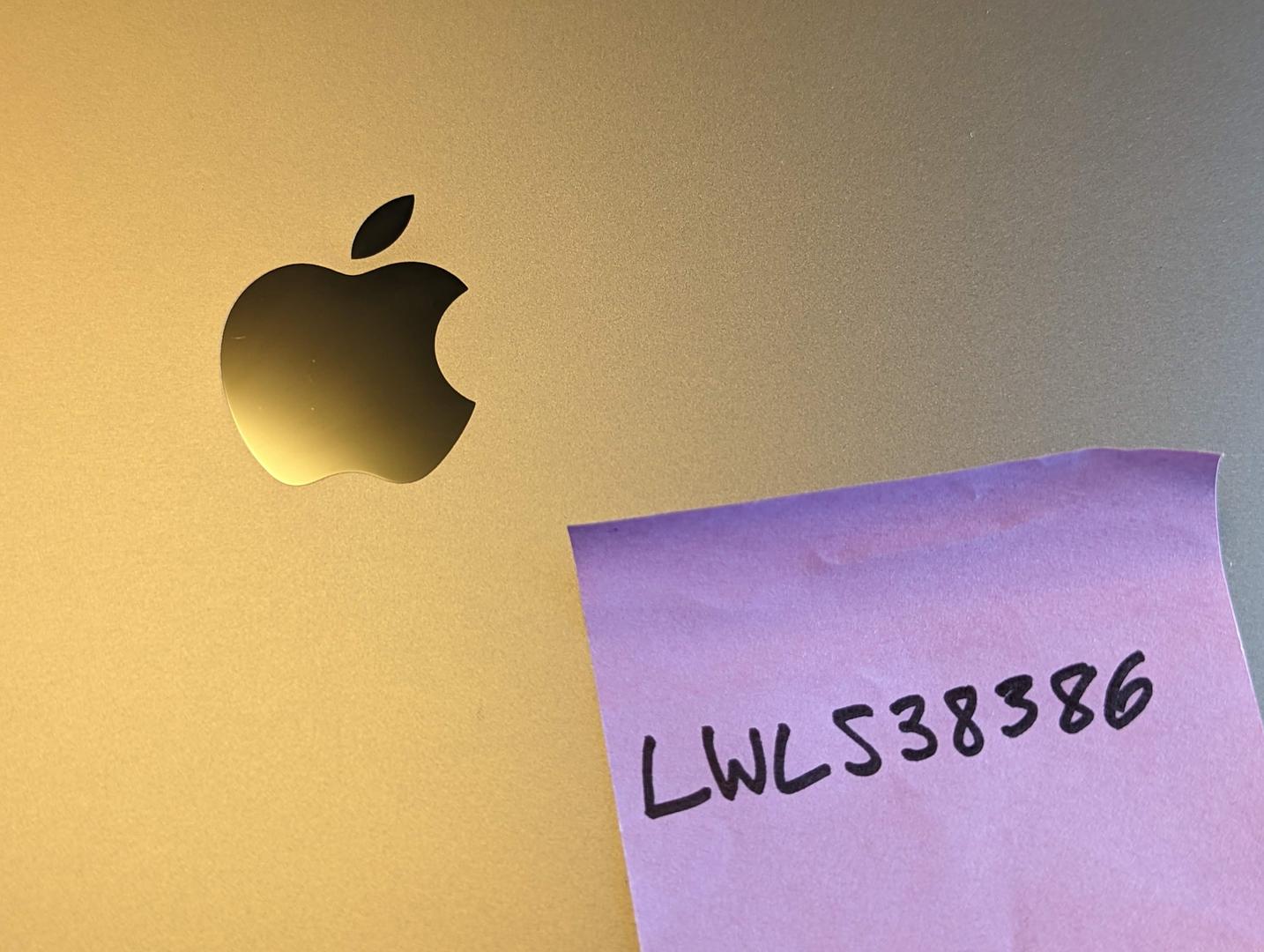 MacBook Pro 2018 (With Touch Bar) - 15", color Gray