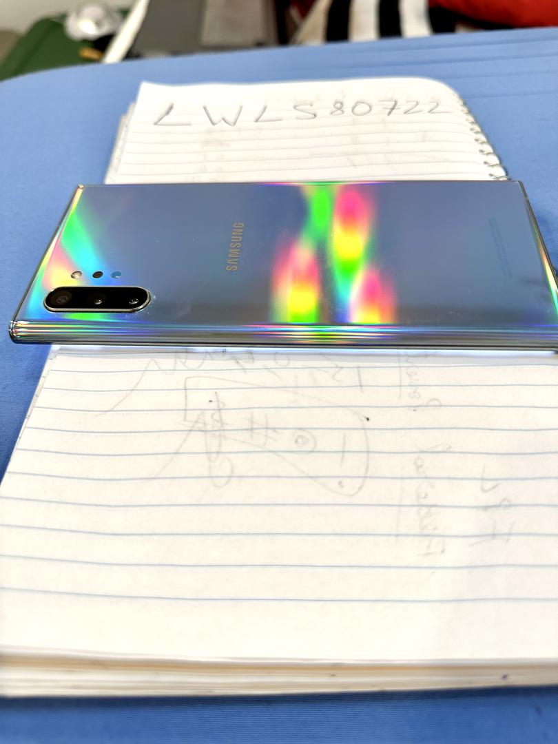 Samsung Galaxy Note 10 Plus, color Aura Glow