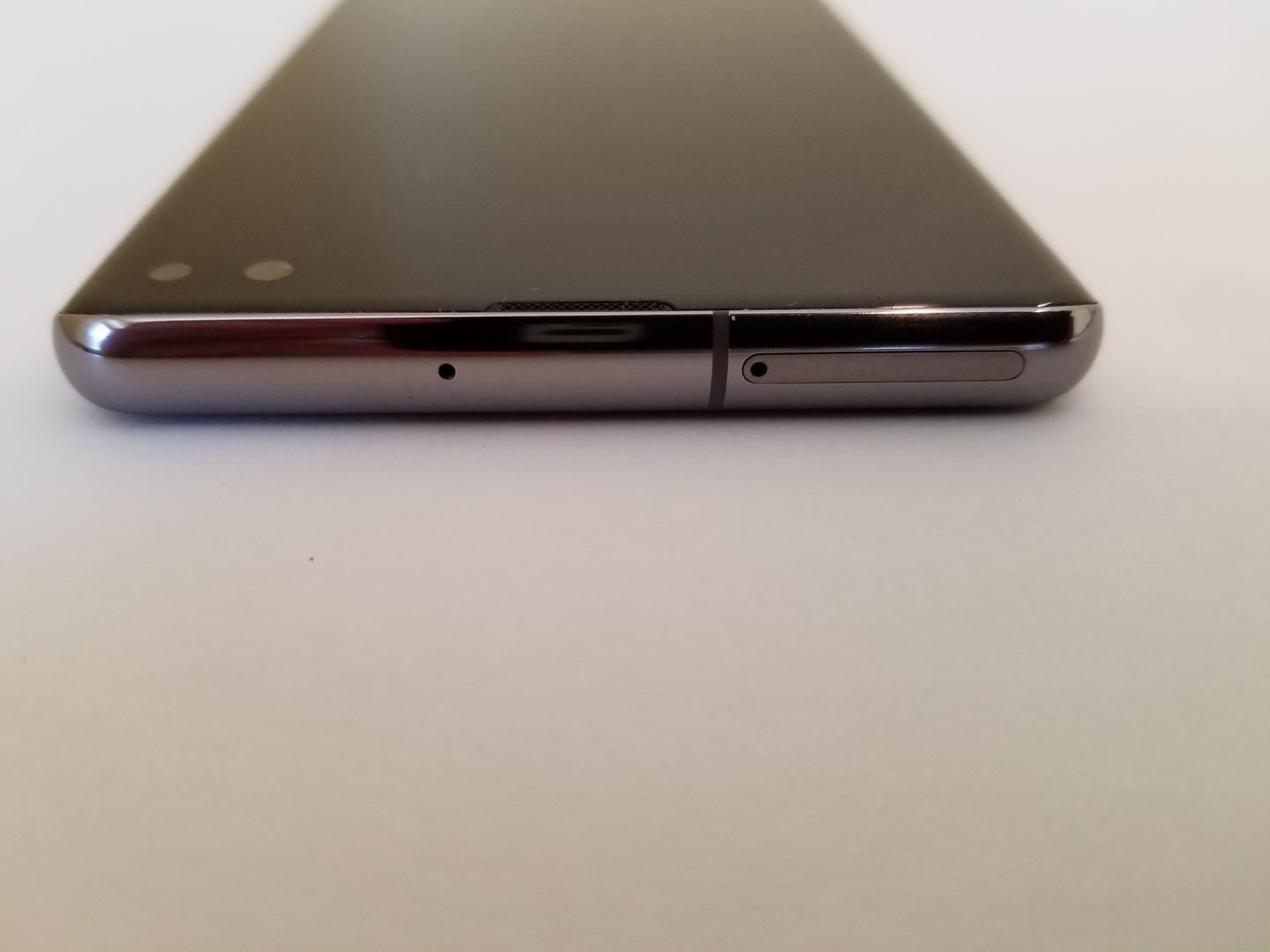 Samsung Galaxy S10 Plus, color Ceramic Black