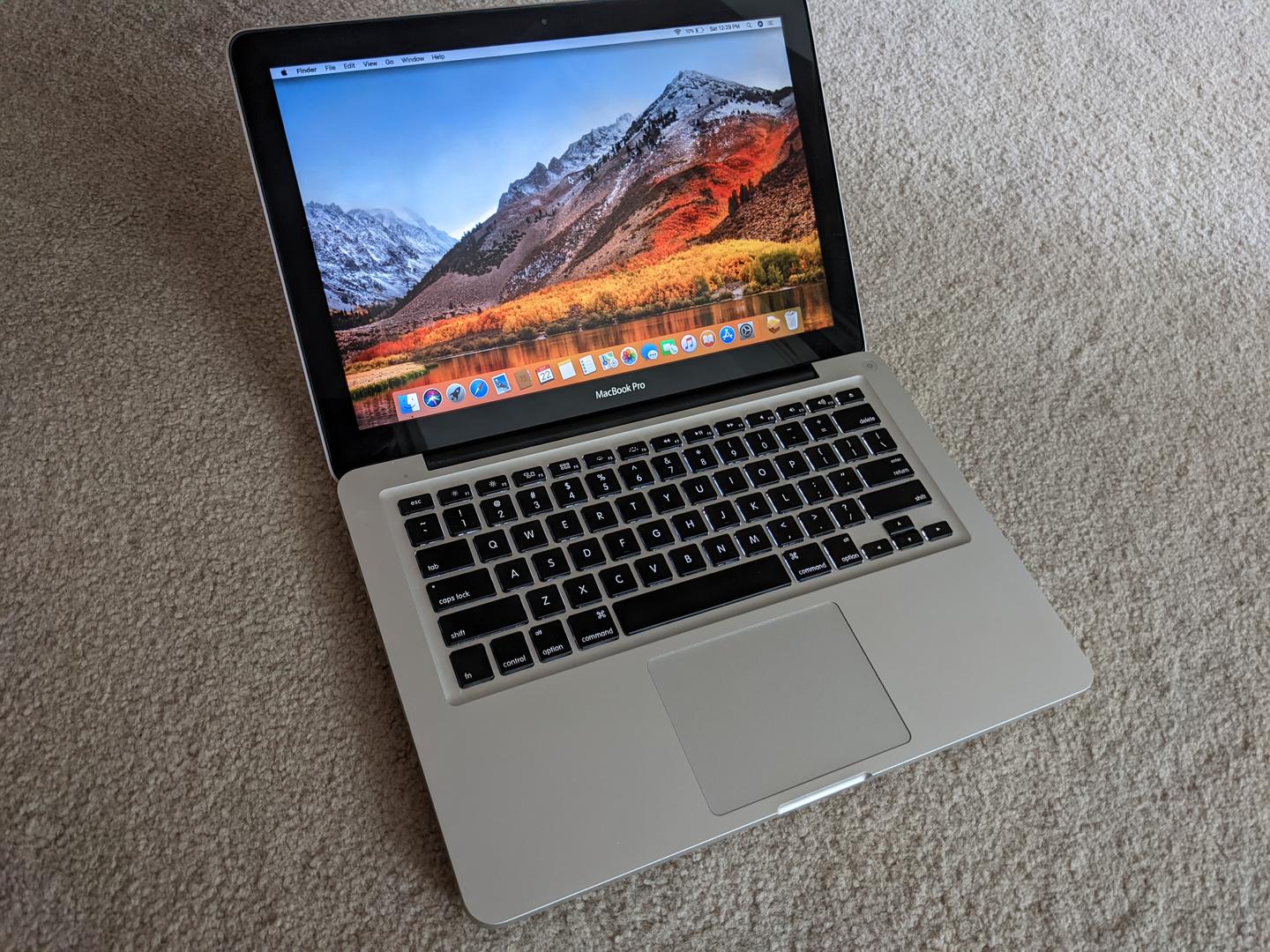 MacBook Pro 2012 (Retina) - 13", color Silver
