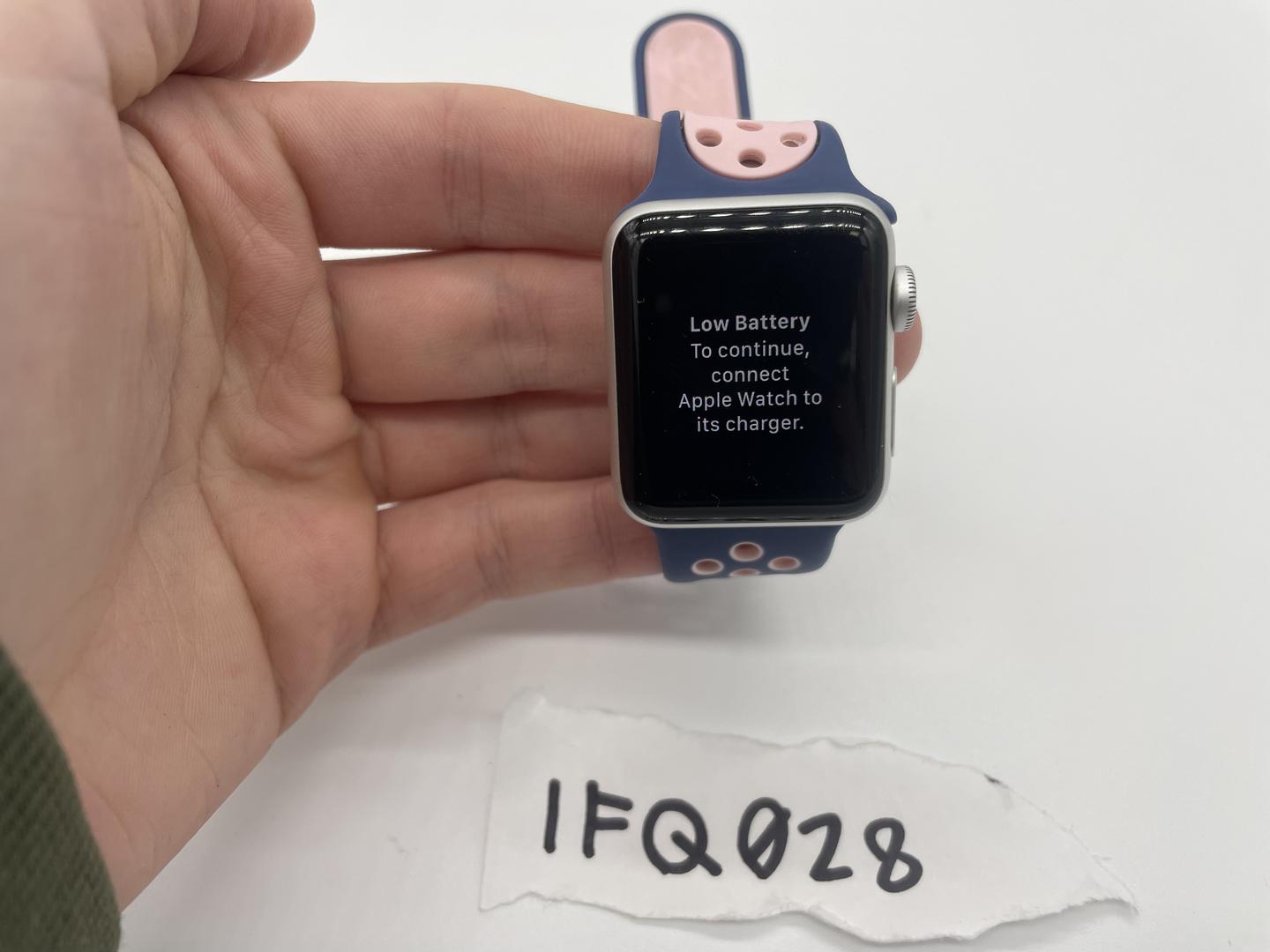 Apple Watch Series 3 38mm, color Silver