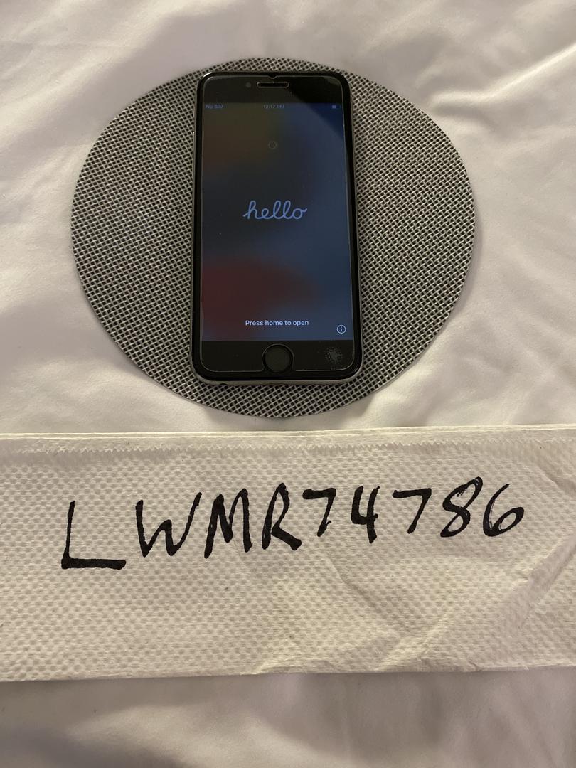 Apple iPhone 6S, color Grey