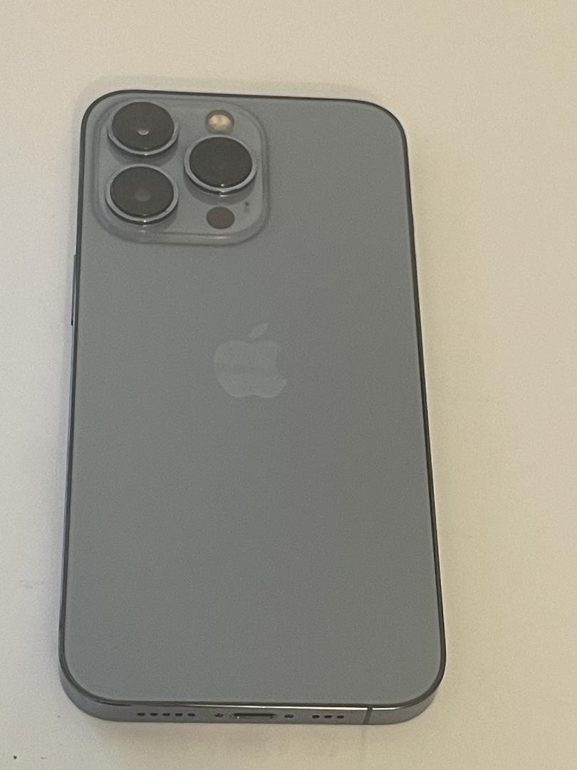 Apple iPhone 13 Pro, color Sierra Blue