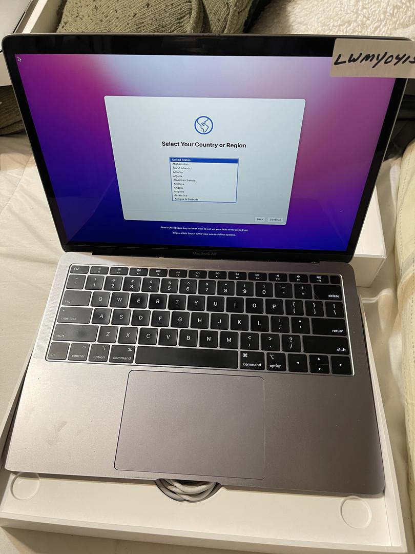 MacBook Air 2019 - 13", color Silver