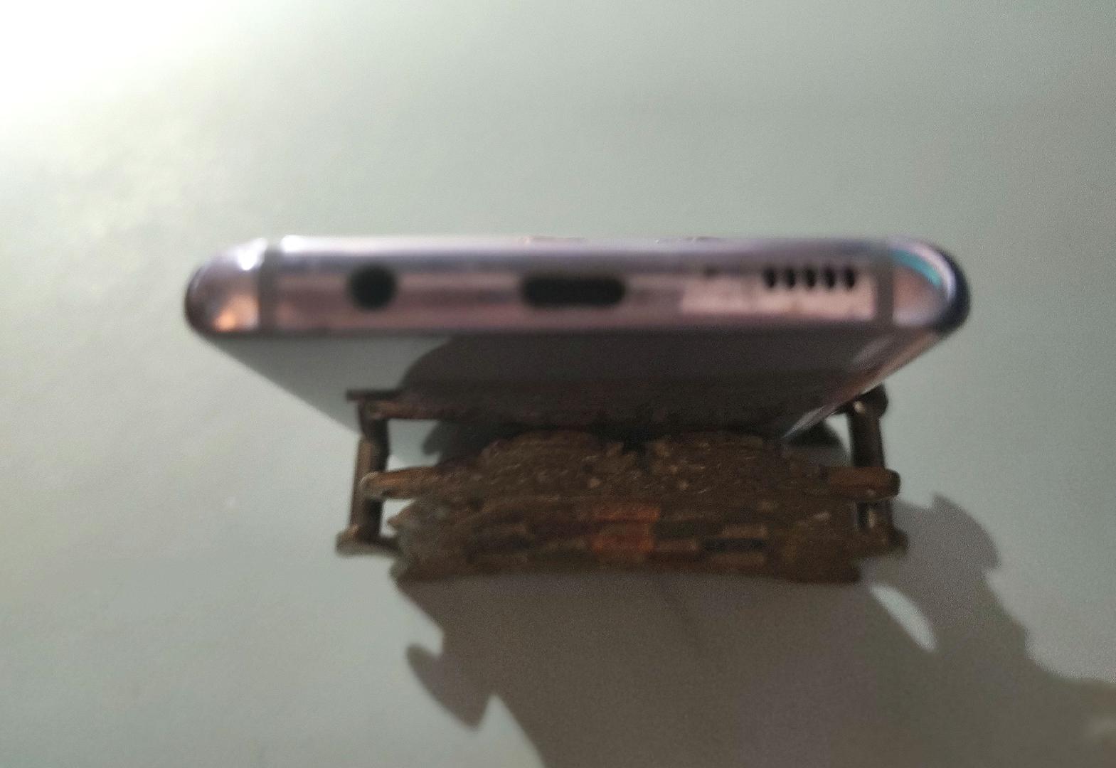 Moto G7, color White