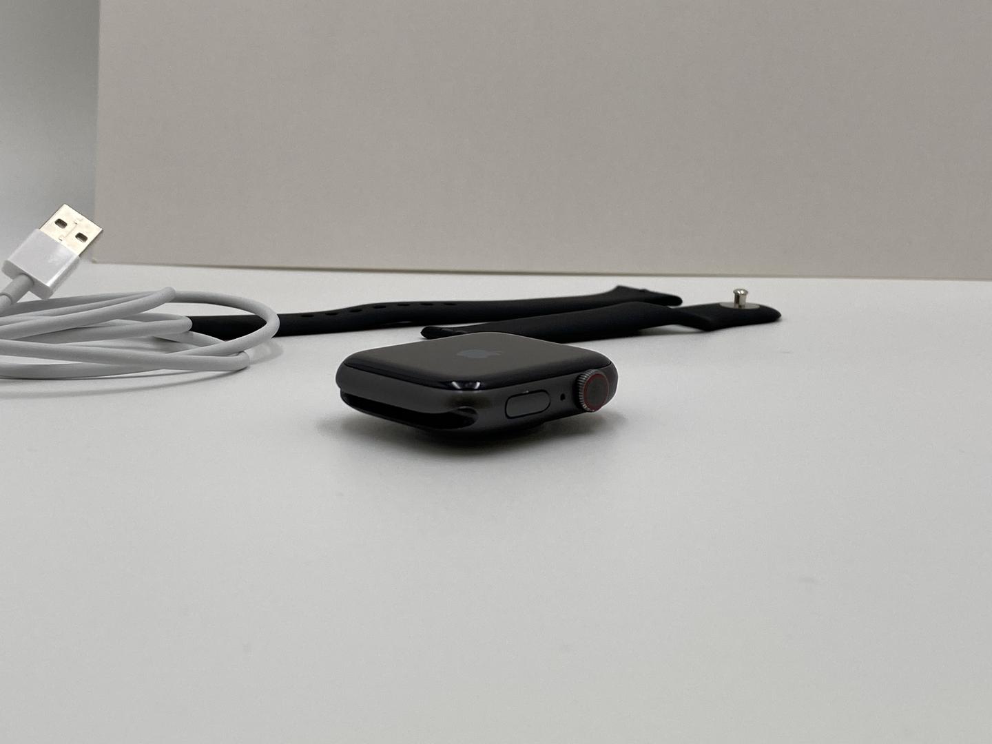 Apple Watch Series 4 44mm, color Gray