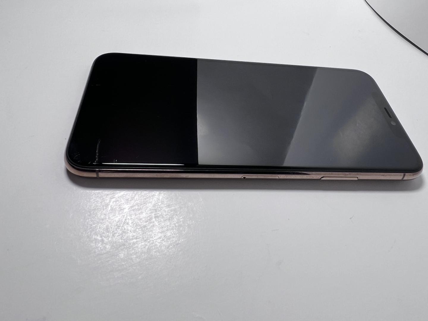 Apple iPhone 11 Pro Max, color Gold