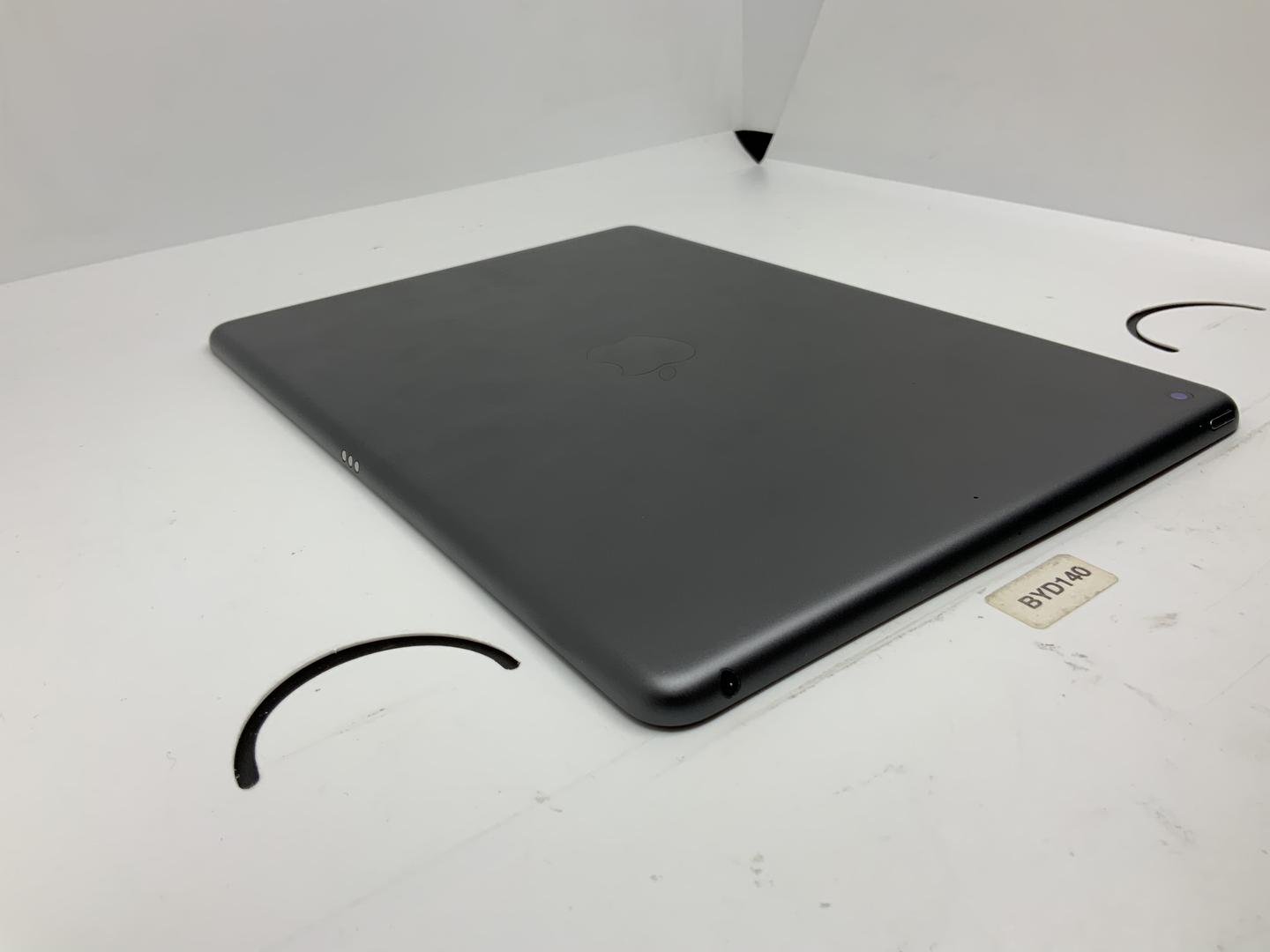 Apple iPad 7th Gen, color Gray
