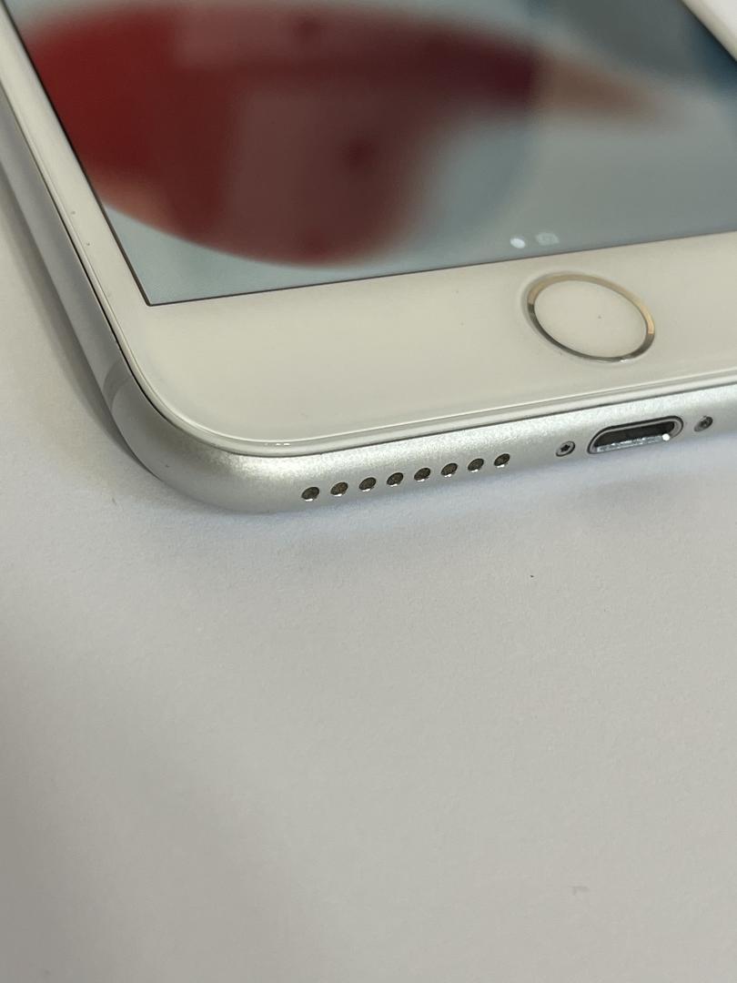 Apple iPhone 8 Plus, color Silver