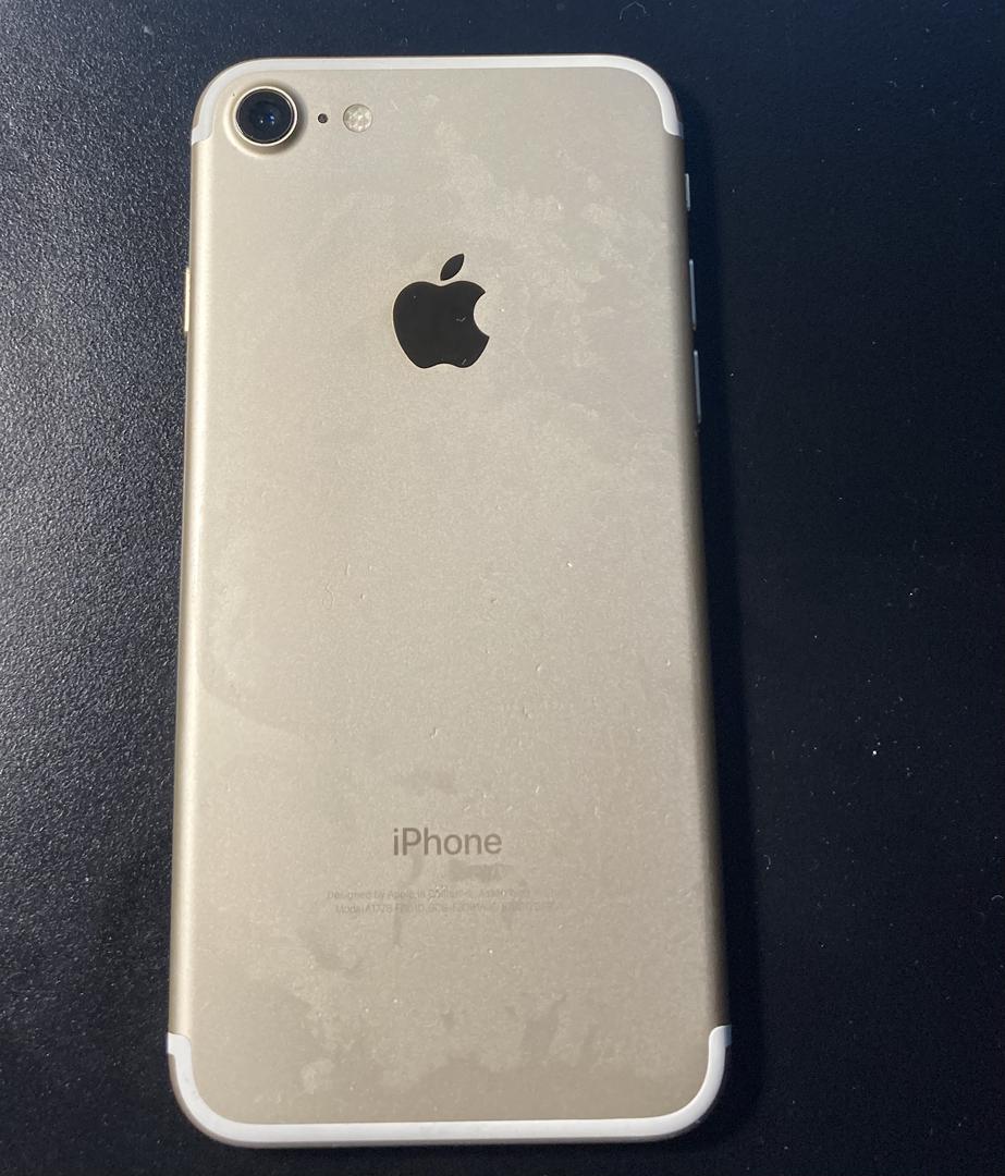 Apple iPhone 7, color Rose Gold