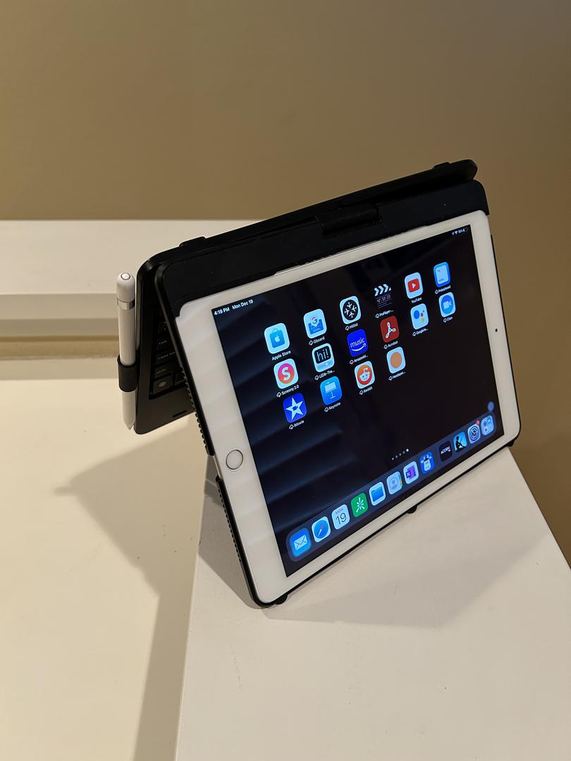 Apple iPad 7th Gen, color Silver