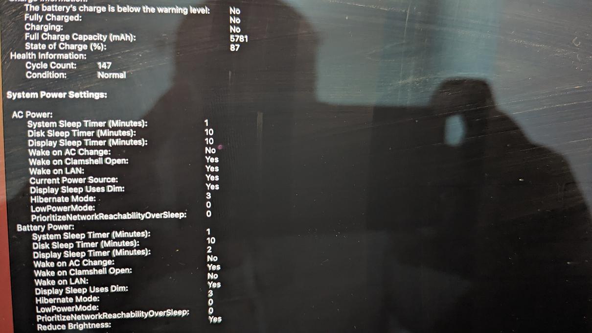 MacBook Pro 2019 - 15", color Gray