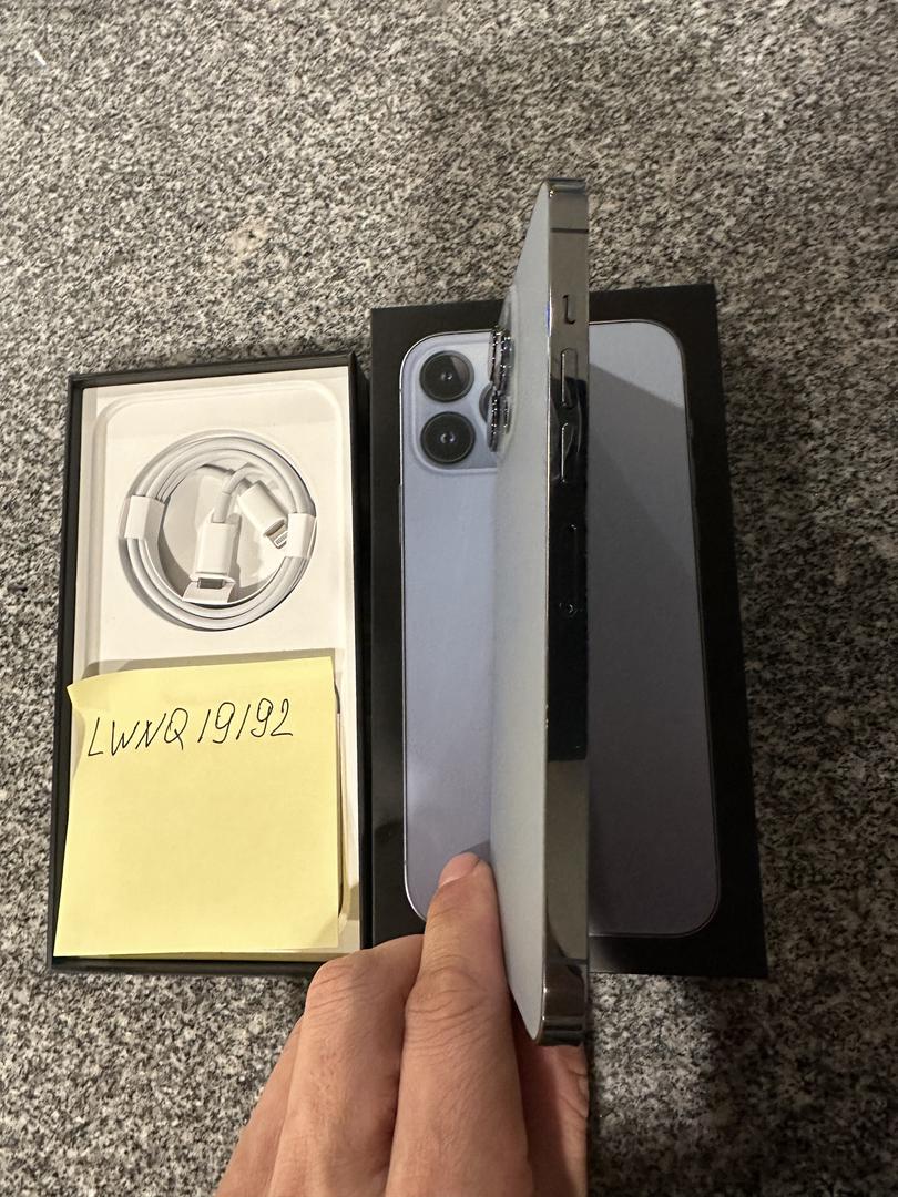 Apple iPhone 13 Pro Max, color Sierra Blue