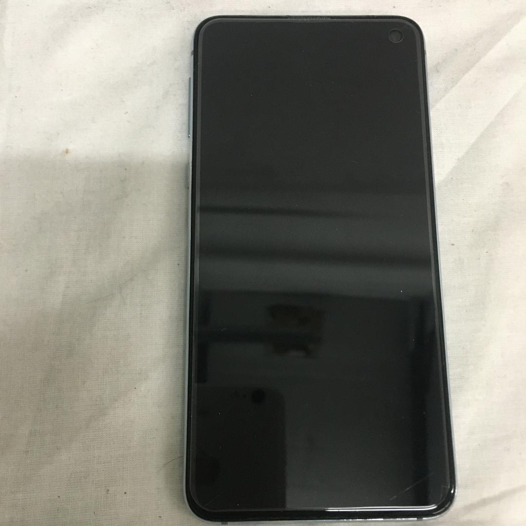 Samsung Galaxy S10e, color Blue