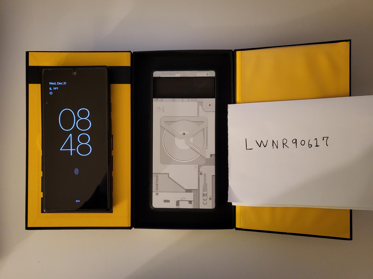 Google Pixel 6, color Seafoam