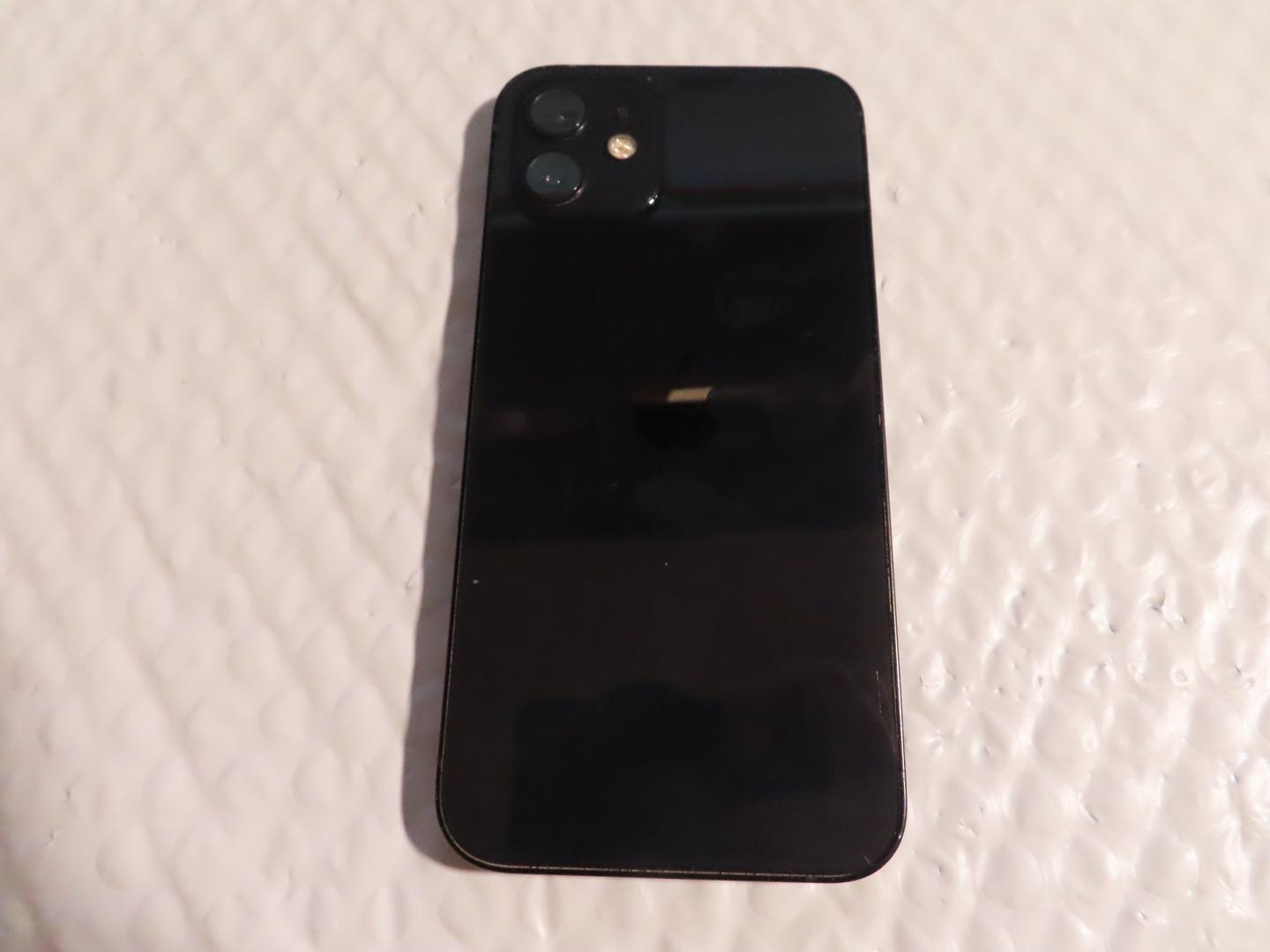 Apple iPhone 12, color Black