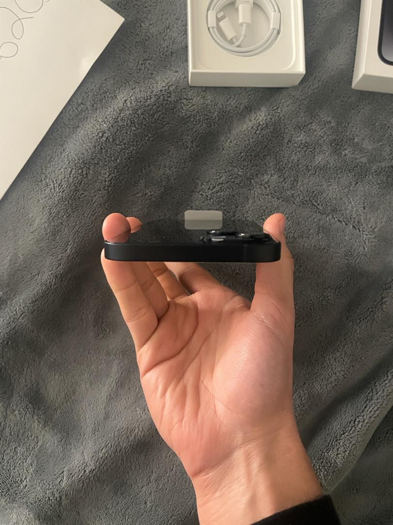 Apple iPhone 14 Plus, color Midnight