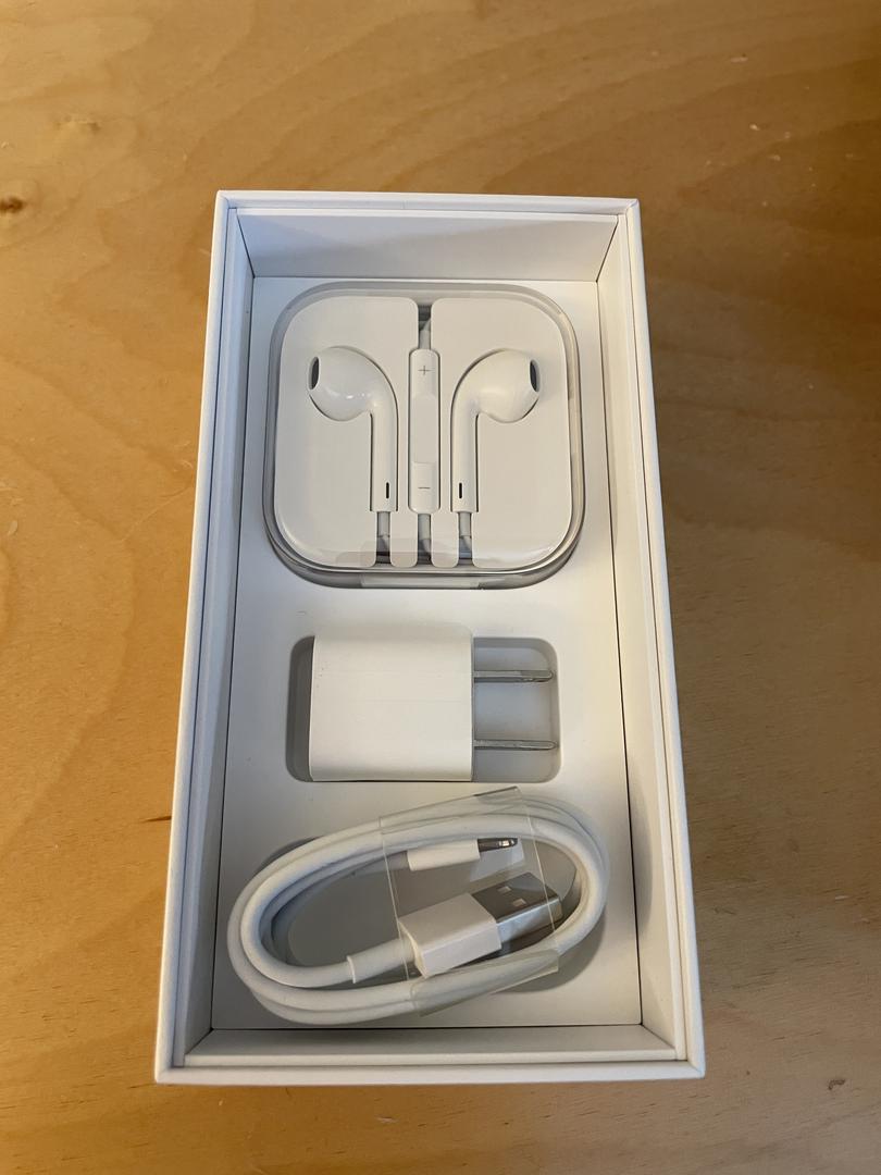 Apple iPhone 6S, color Grey