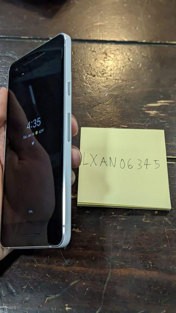 Google Pixel 2, color White