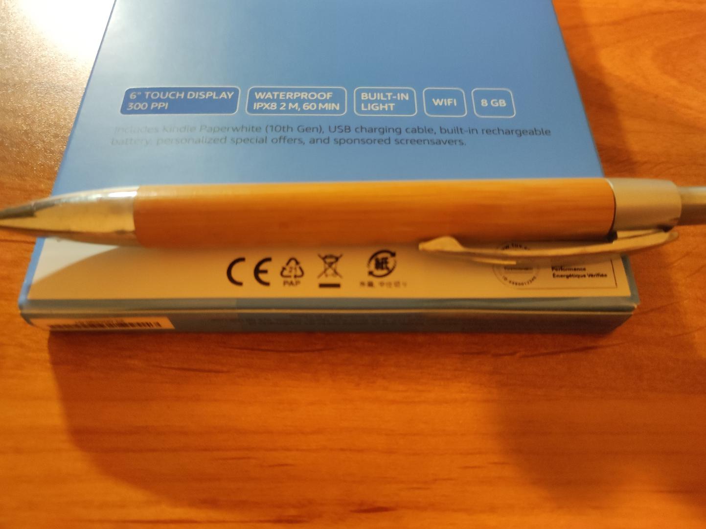 Amazon Kindle Paperwhite 10th Gen, color
