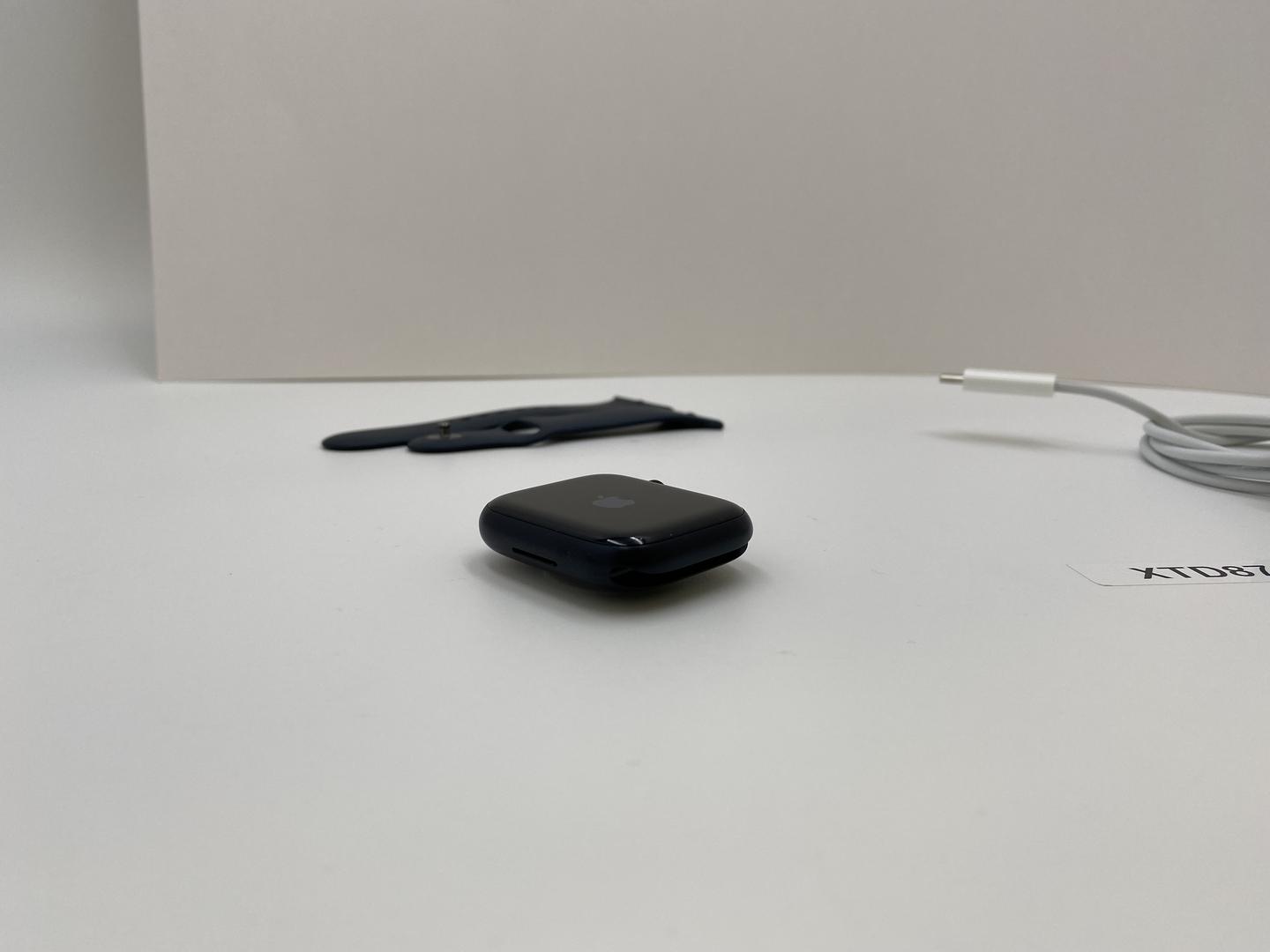 Apple Watch Series 8 45mm, color Midnight