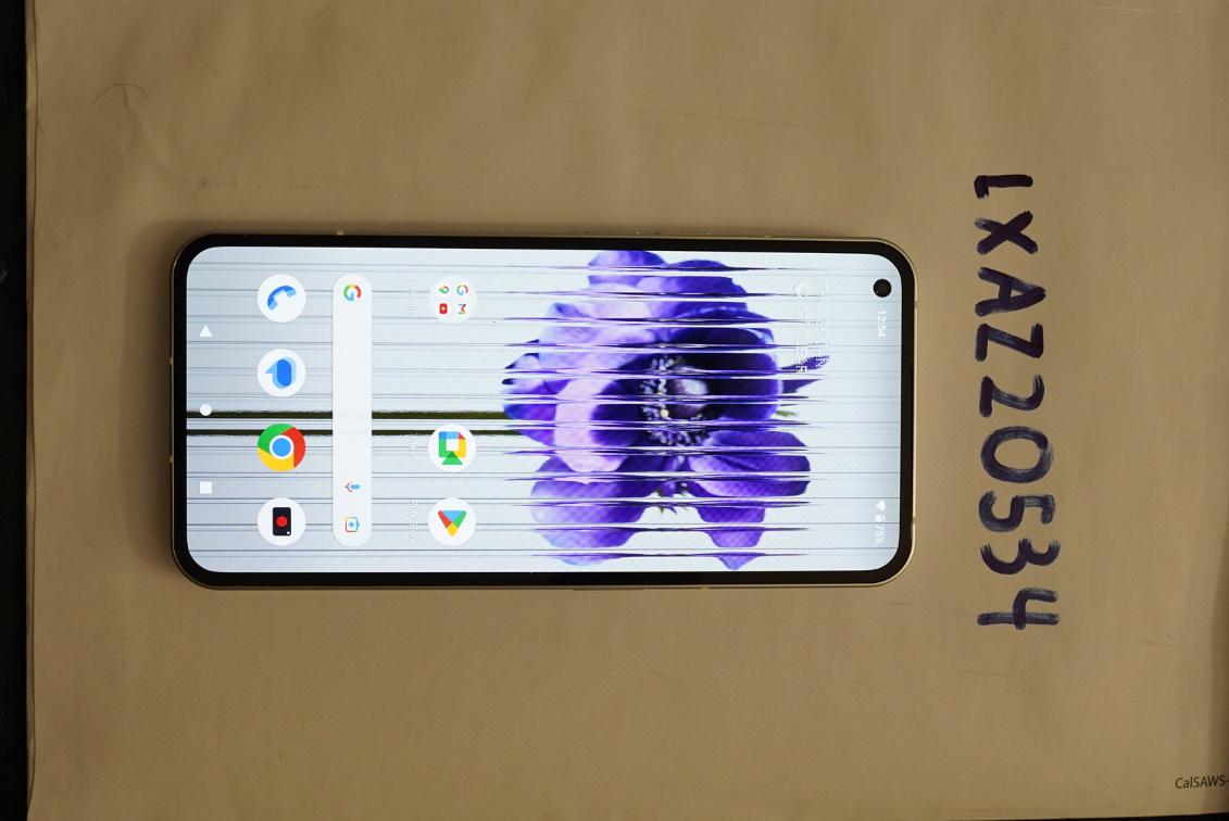 Nothing Phone (1), color White