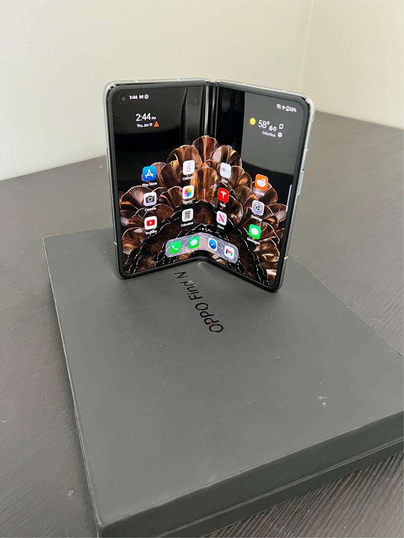 Oppo Find N, color White