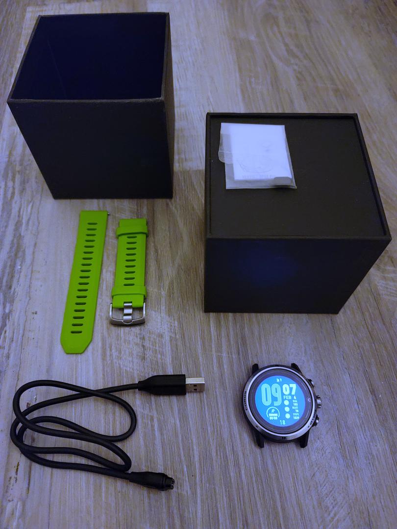 Coros Apex Pro, color Silver