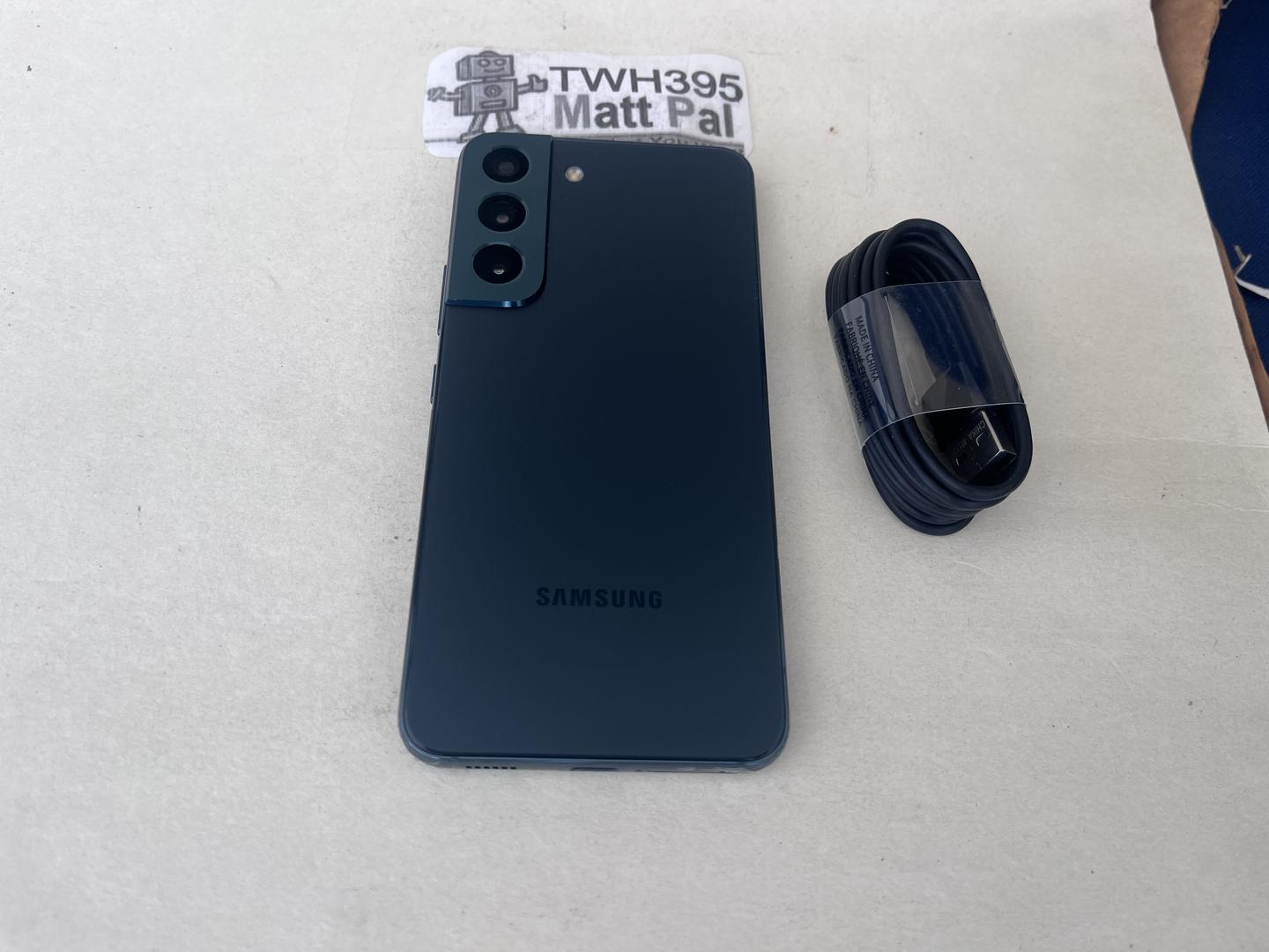 Samsung Galaxy S22, color Green