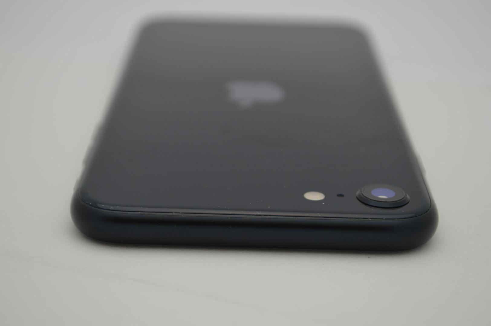 Apple iPhone SE 3rd Gen 2022, color Midnight