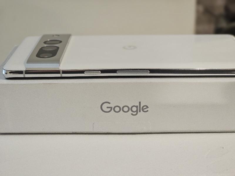 Google Pixel 7 Pro, color Snow