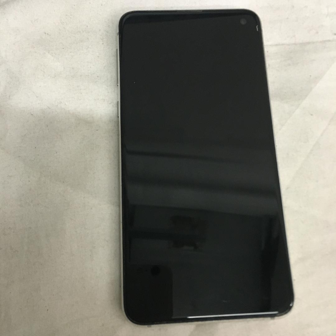 Samsung Galaxy S10e, color White