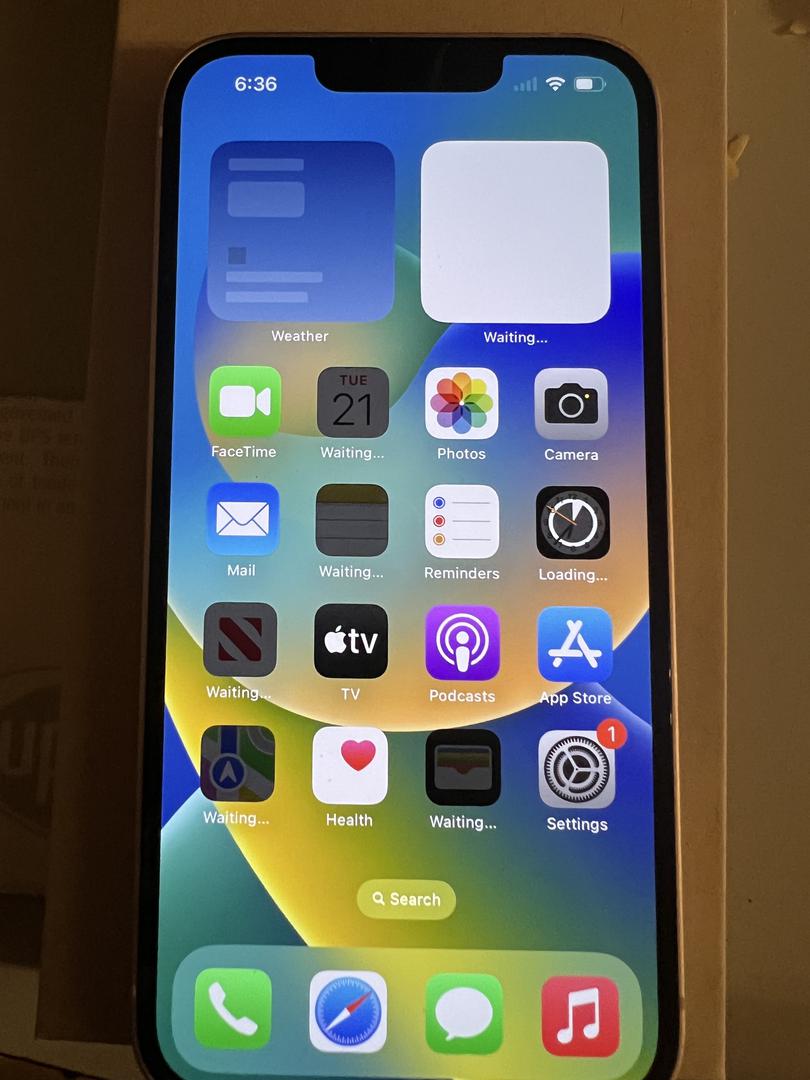 Apple iPhone 13, color Pink