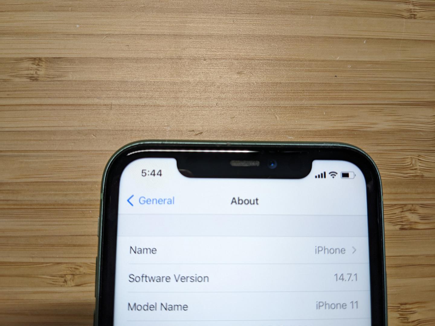 Apple iPhone 11, color Green