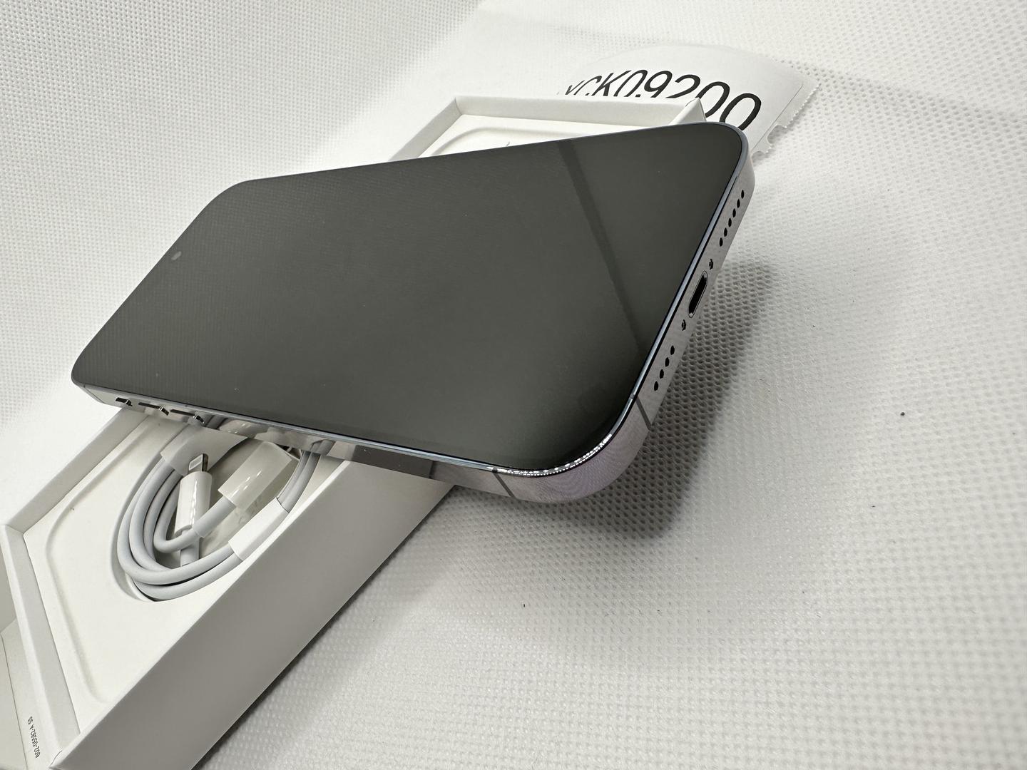 Apple iPhone 14 Pro Max, color Purple