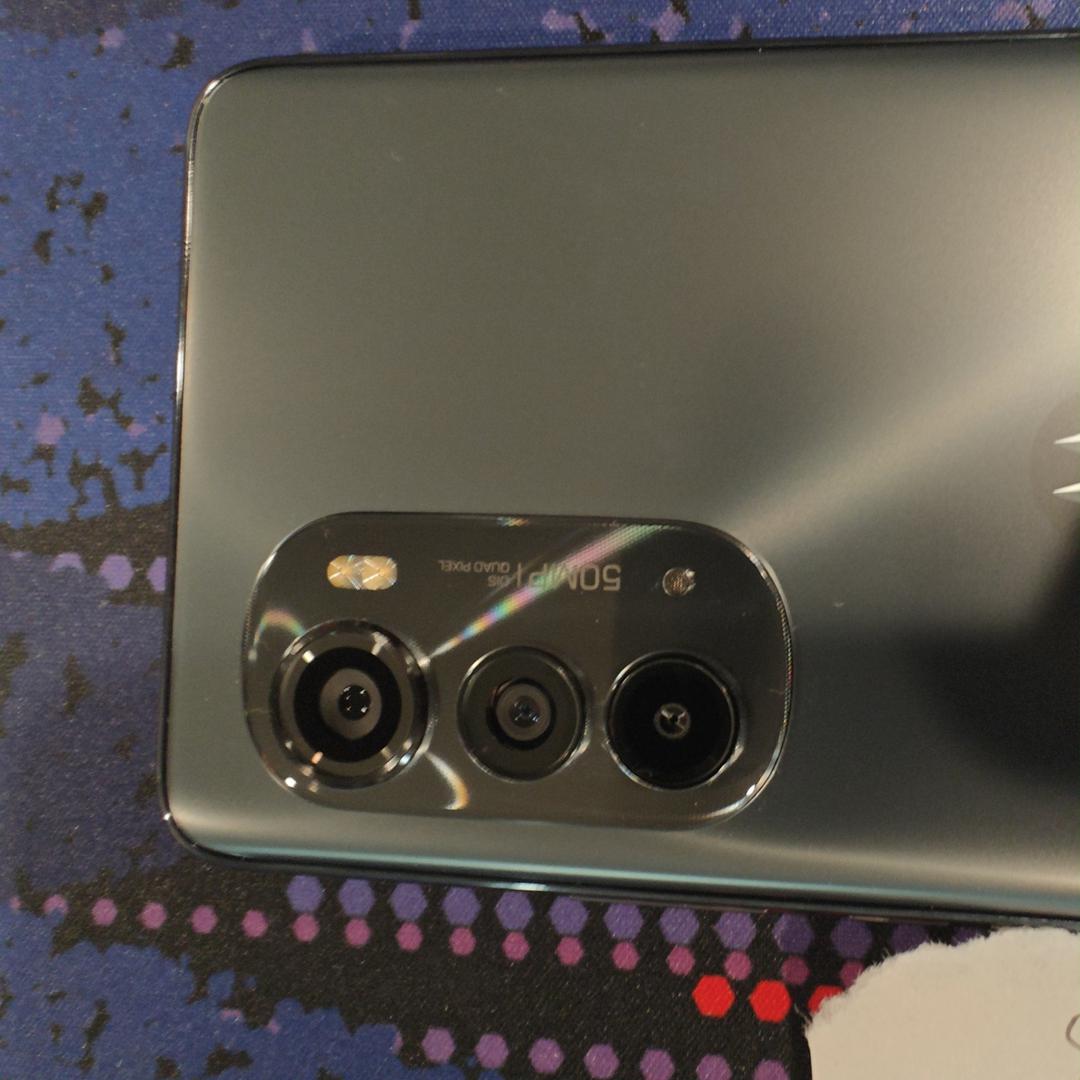 Motorola Edge (2022), color Gray