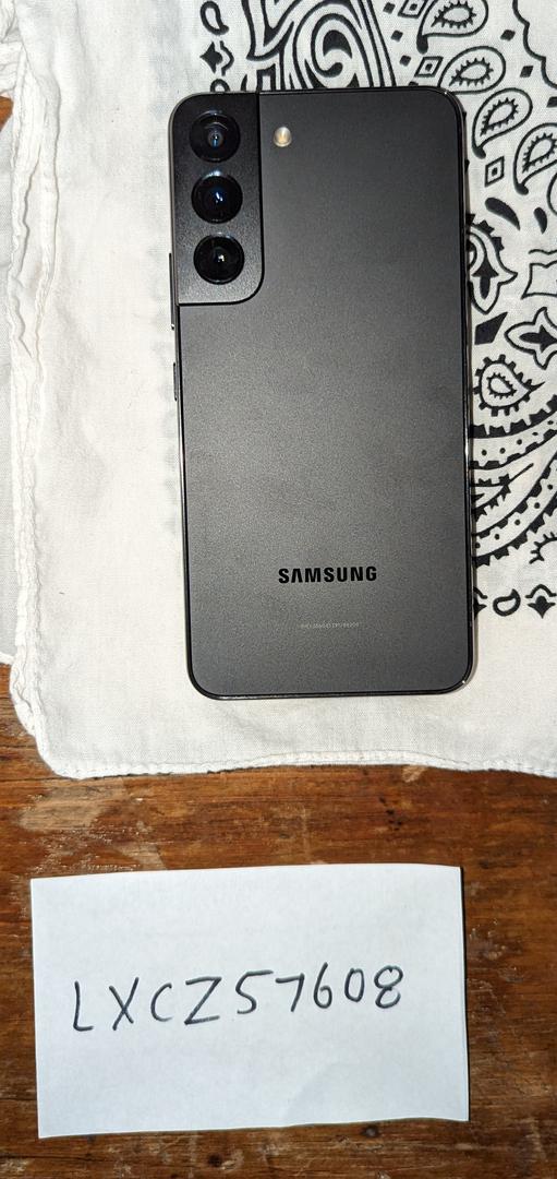Samsung Galaxy S22, color Black