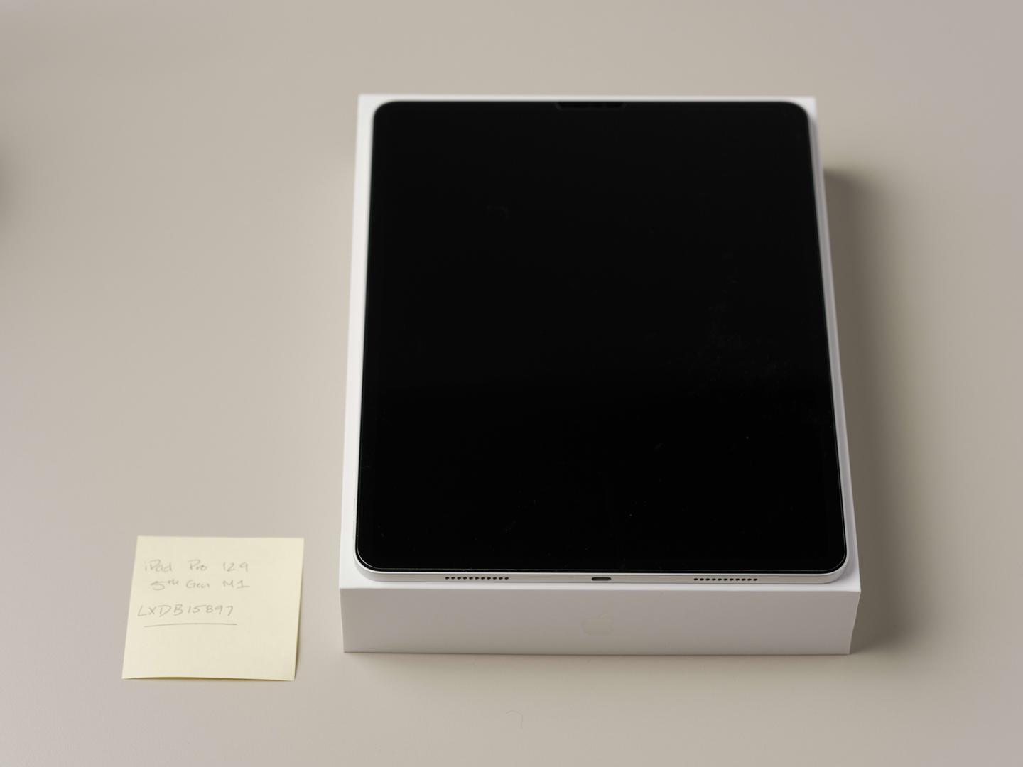 Apple iPad Pro 12.9" 5th Gen 2021, color Silver
