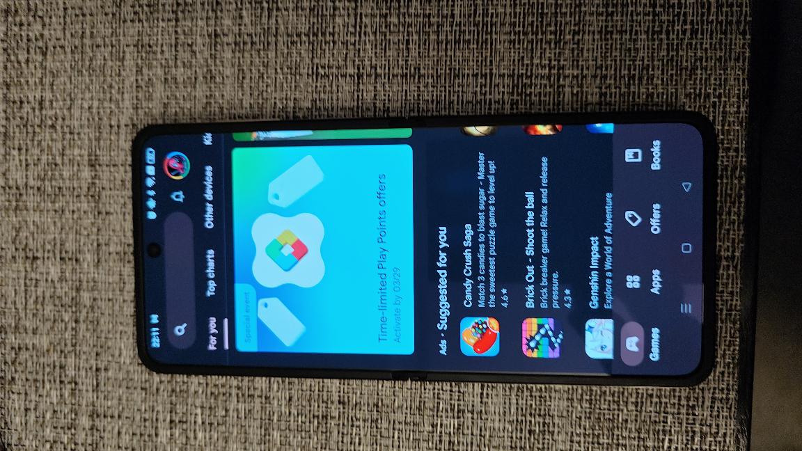 Oppo Find N2 Flip, color Gold