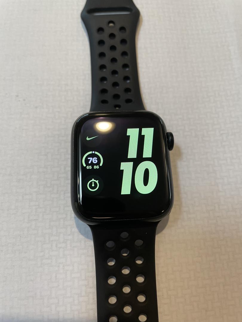 Apple Watch SE 2nd Gen 44mm, color Midnight