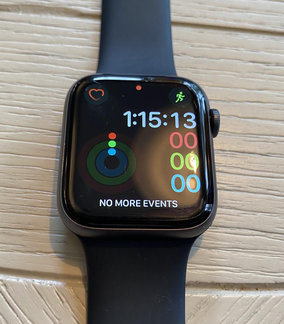 Apple Watch Series 4 44mm, color Gray