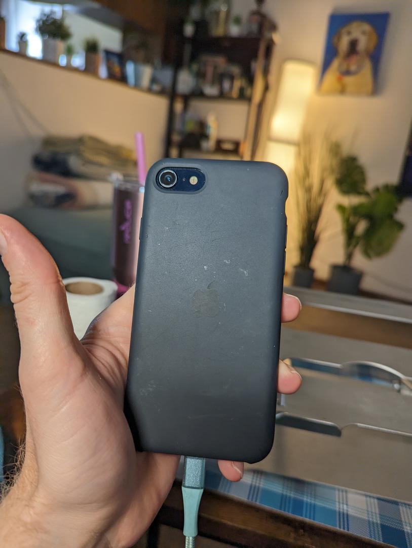 Apple iPhone SE 3rd Gen 2022, color Midnight