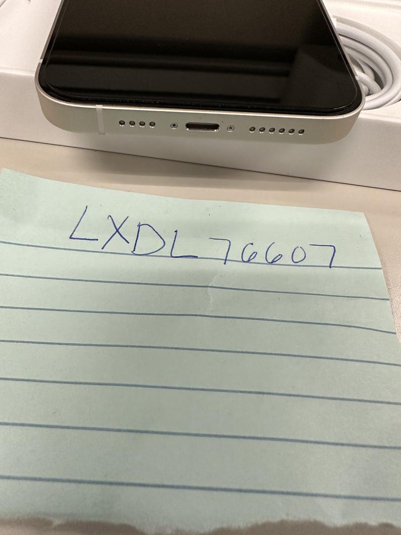 Apple iPhone 14 Plus, color Starlight